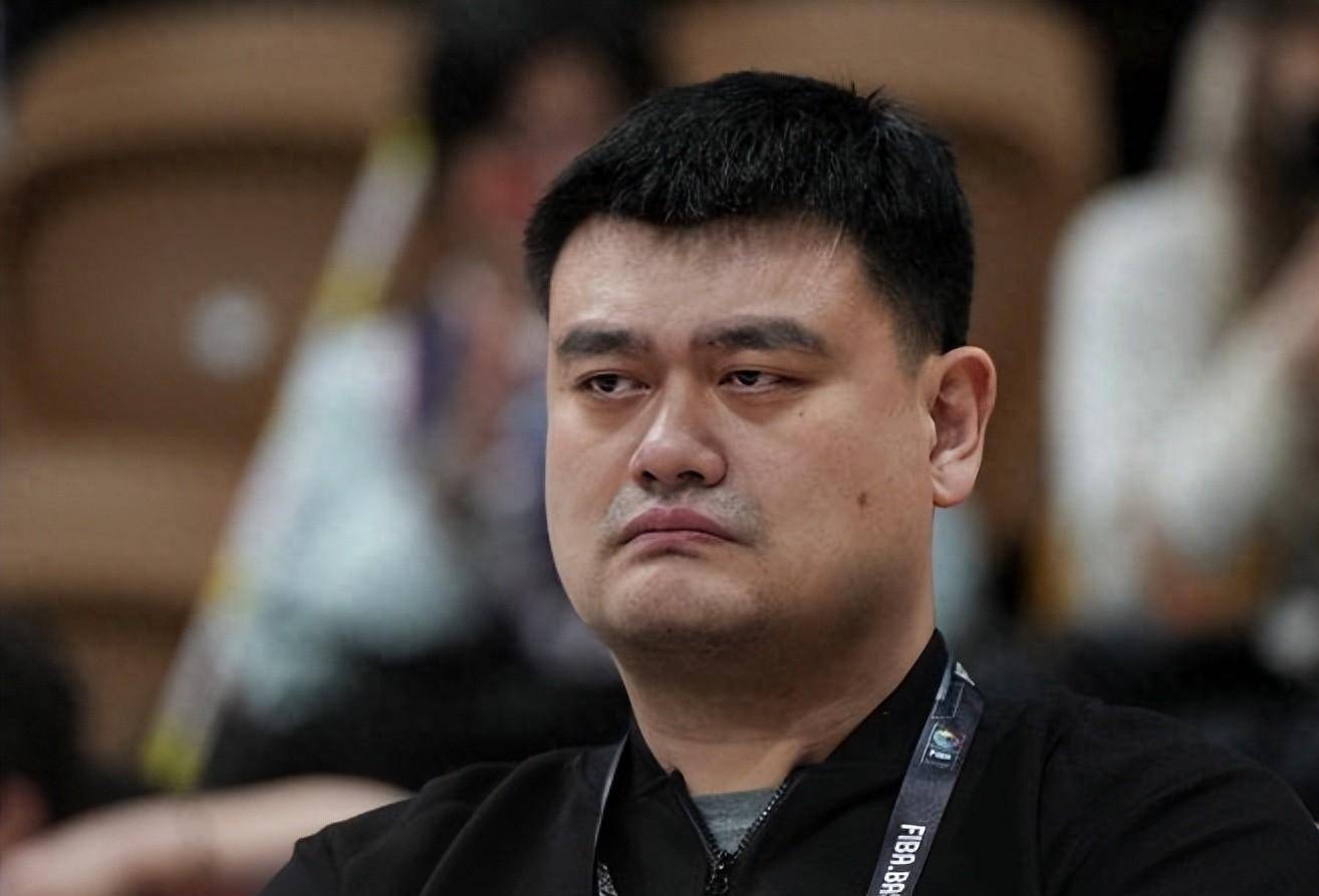 体坛偶像姚明为推广篮球运动助力