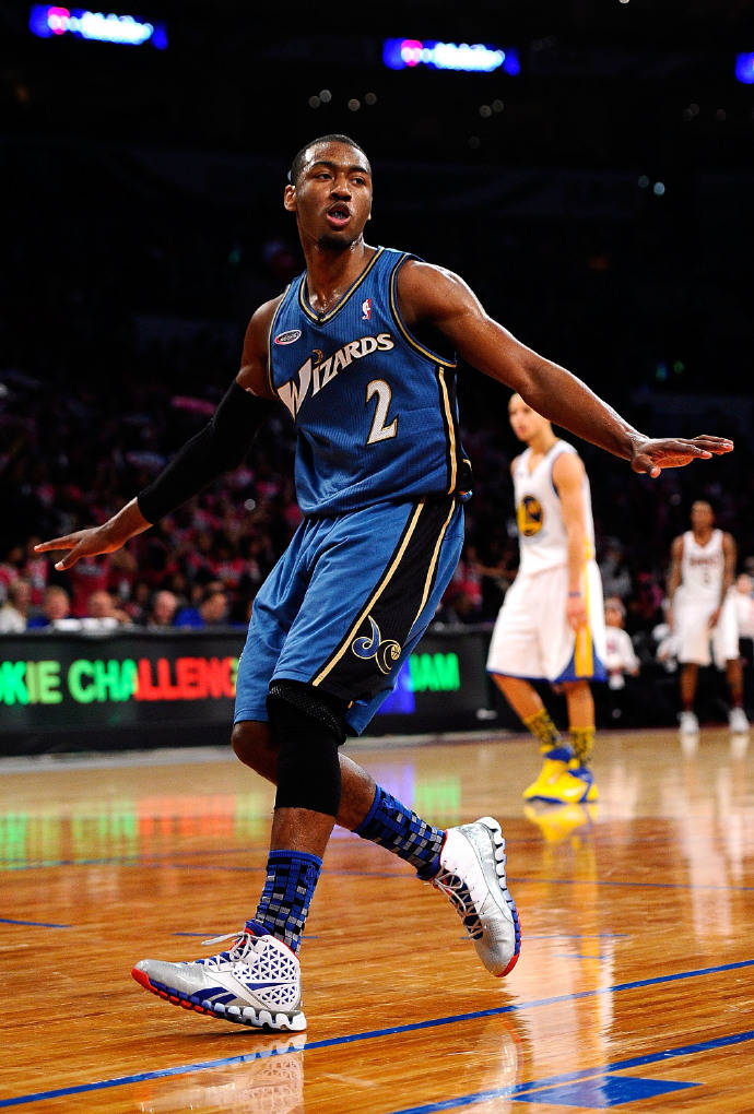 沃尔重回球场,奇才三分赢下马刺 沃尔重回球场,奇才三分赢下马刺