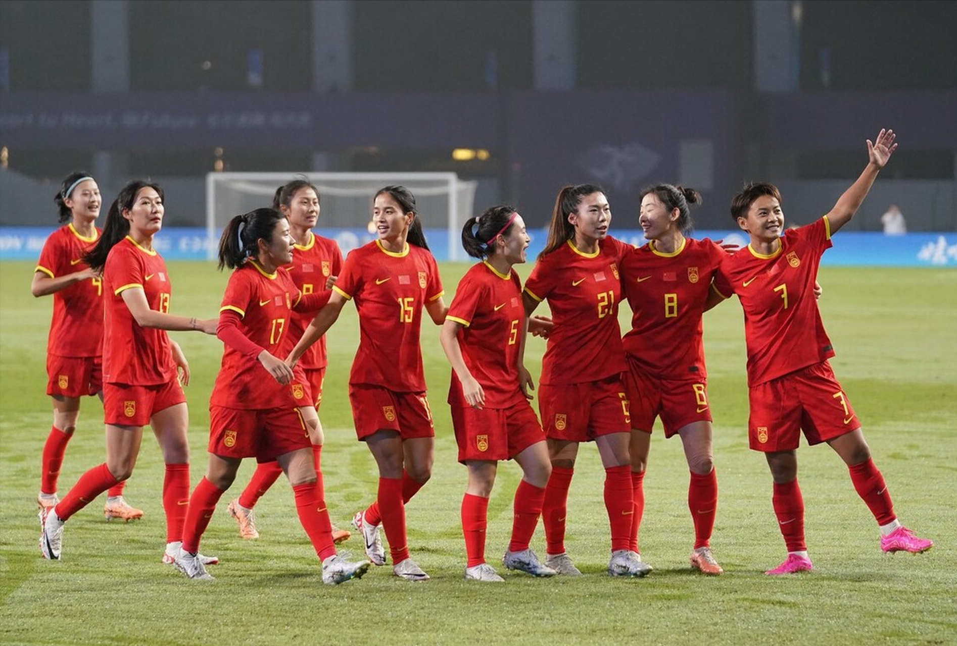 秘鲁队全面优势，晋级女足太平洋赛半决赛