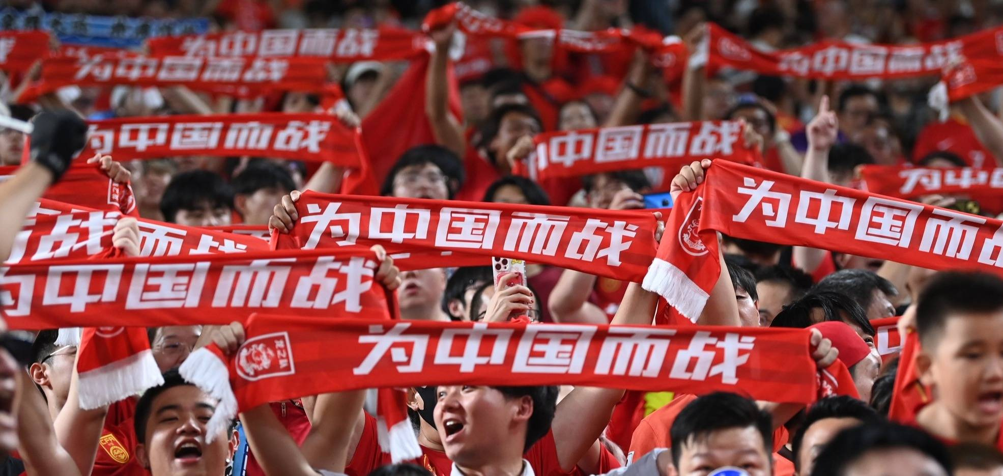 运动员们搏尽全力,奋力冲向胜利之路 运动员们搏尽全力,奋力冲向胜利之路