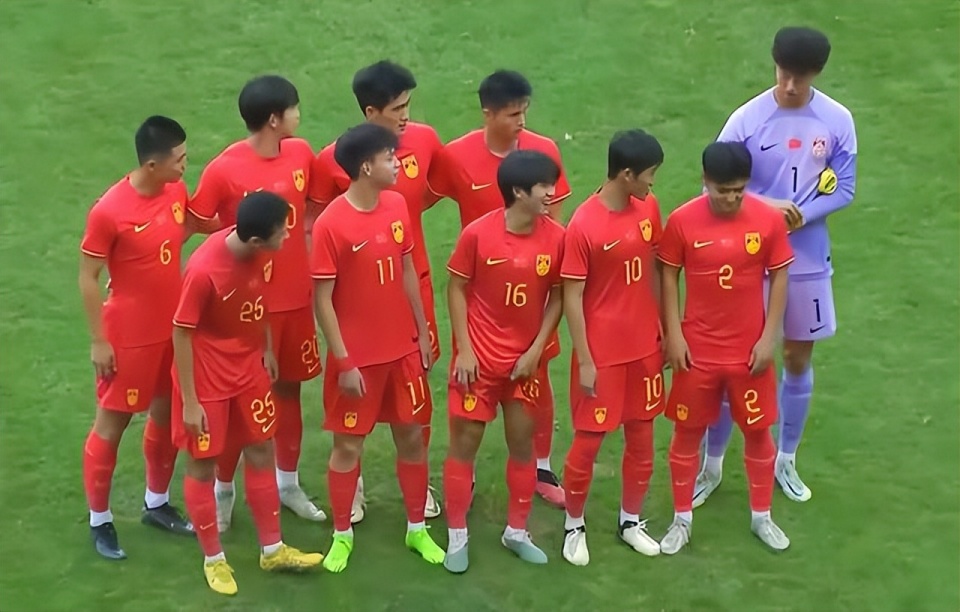 关于战术灵活多变，球队实力不容小觑的信息