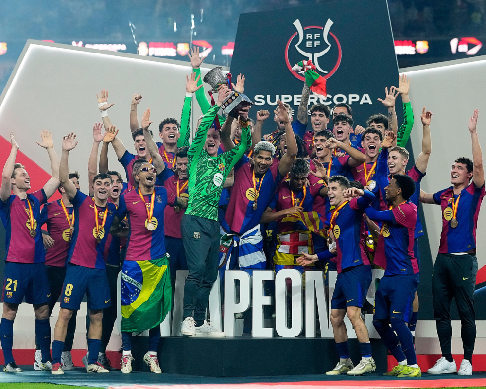 西班牙队将在明天上演一场激战 西班牙队将在明天上演一场激战