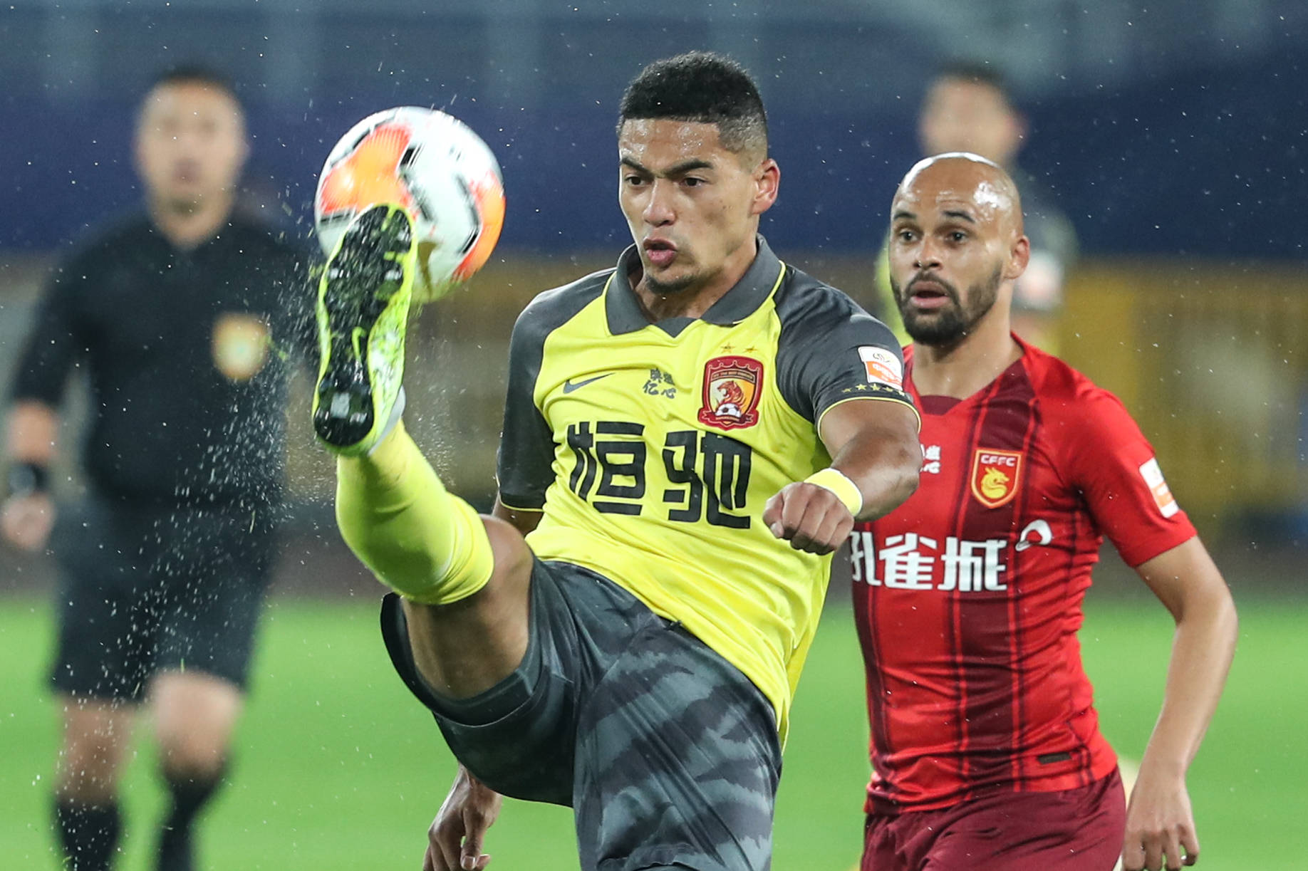 广州恒大主场5-0大胜河北华夏幸福,升至中超积分榜第三位的简单介绍 广州恒大主场5-0大胜河北华夏幸福,升至中超积分榜第三位的简单介绍