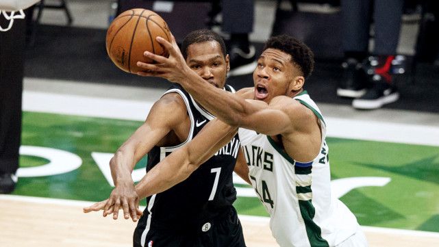 关于雄鹿主场大胜篮网，字母哥攻下35分的信息