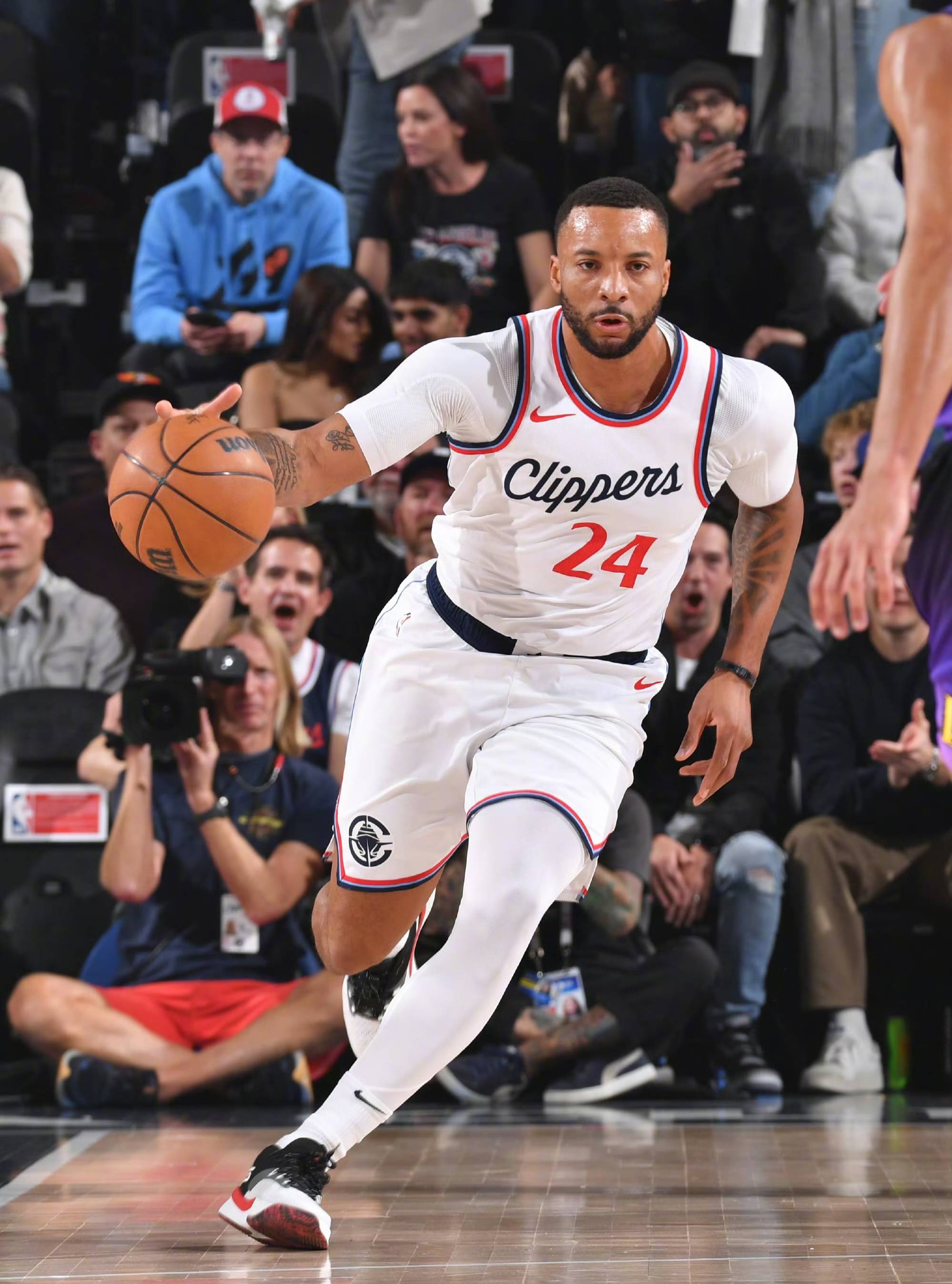 火箭失利！快船主场击败对手