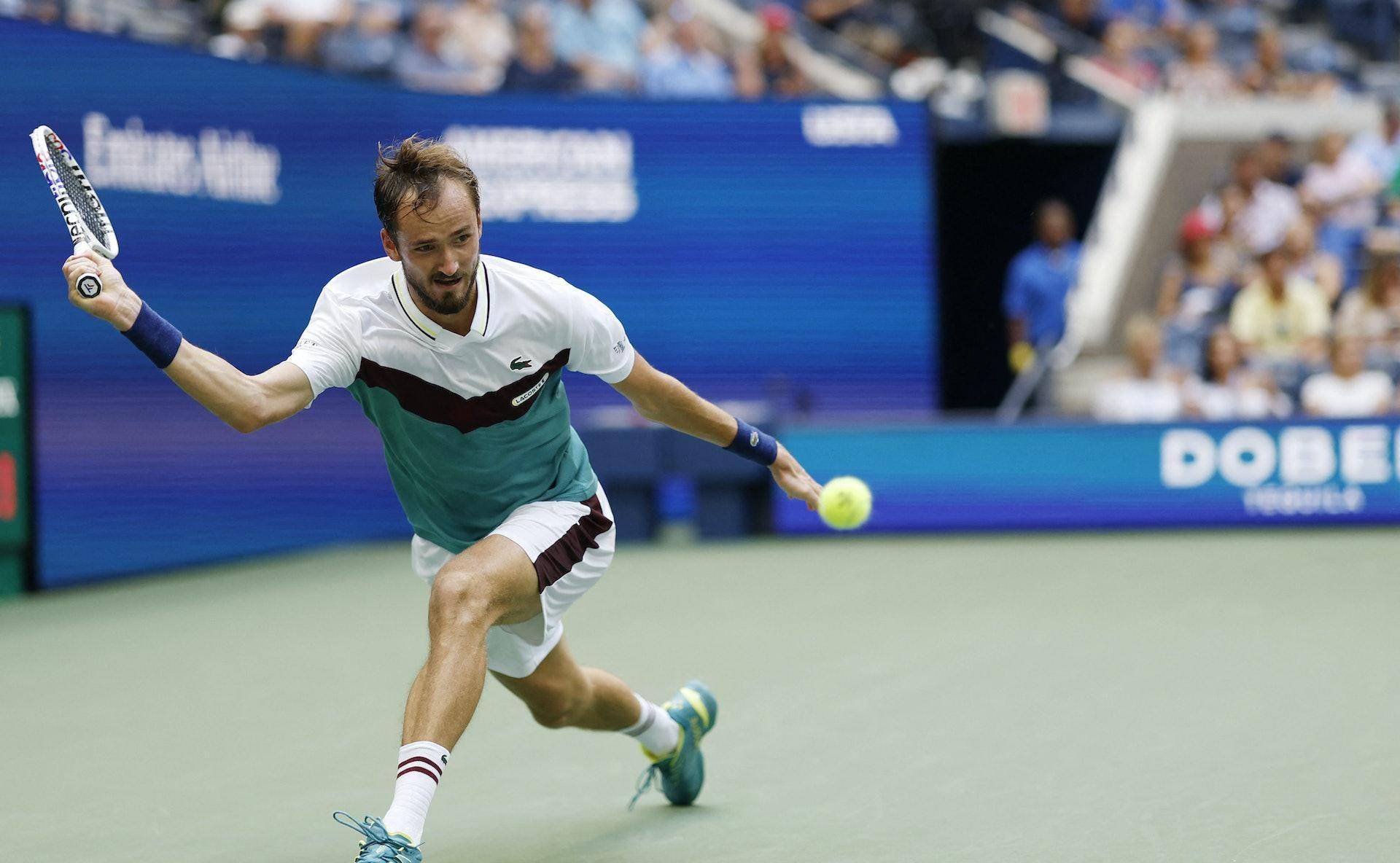 法网绝杀美网,梅德韦杰夫点燃赛场的简单介绍 法网绝杀美网,梅德韦杰夫点燃赛场的简单介绍